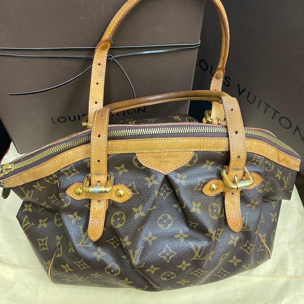 Authentic Louis Vuitton Tivoli